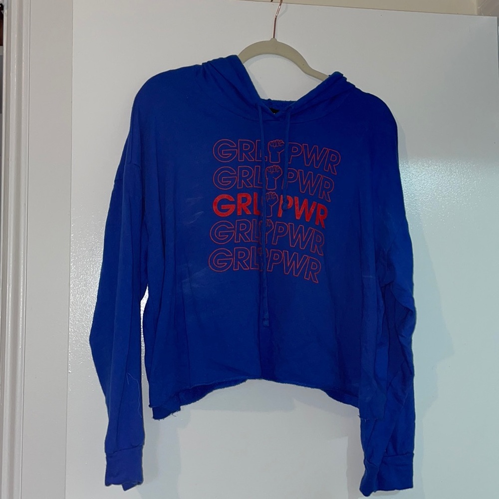 Forever21+ hooded cropped sweater 💙